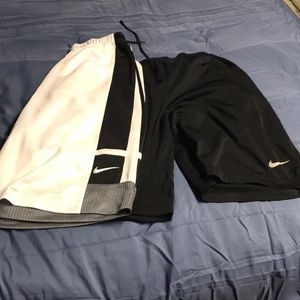 Men’s Nike basketball shorts